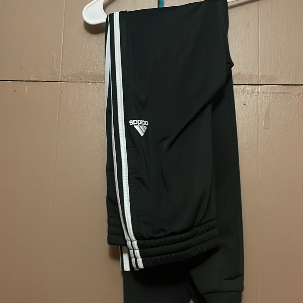Adidas - Picture 2 of 2